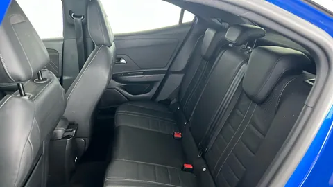 VAUXHALL MOKKA 100kW Ultimate Edition 50kWh Auto