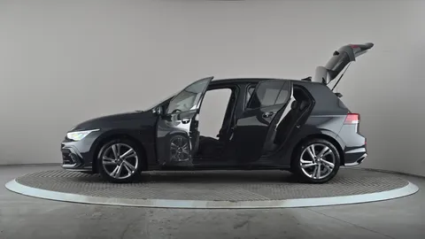 VOLKSWAGEN GOLF 1.5 TSI R-Line