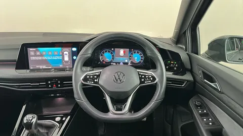 VOLKSWAGEN GOLF 1.5 TSI R-Line