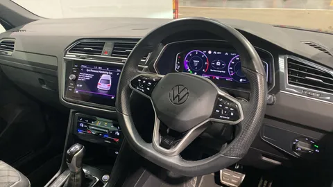 VOLKSWAGEN TIGUAN 2.0 TDI R-Line DSG