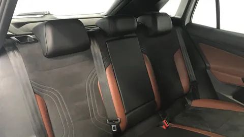 VOLKSWAGEN ID.4 109kW Life Pure 52kWh Auto