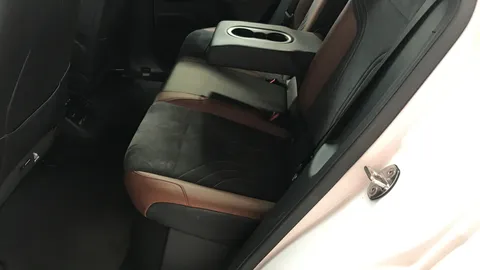 VOLKSWAGEN ID.4 109kW Life Pure 52kWh Auto