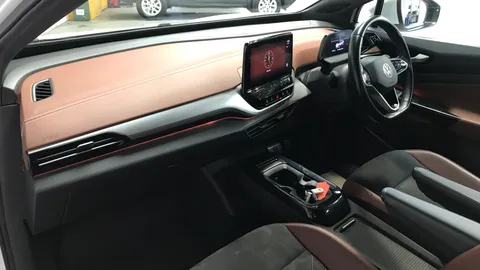 VOLKSWAGEN ID.4 109kW Life Pure 52kWh Auto