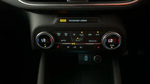 FORD FOCUS 1.0 EcoBoost 125 Titanium