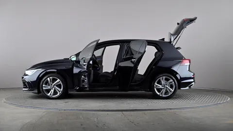 Volkswagen Golf 1.5 eTSI 150 R-Line DSG