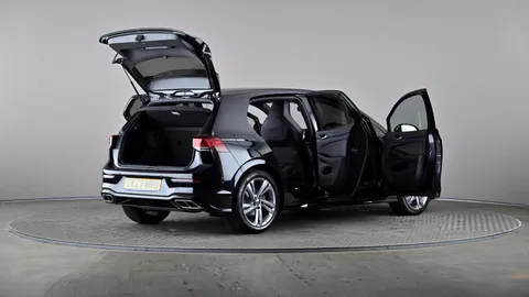 Volkswagen Golf 1.5 eTSI 150 R-Line DSG