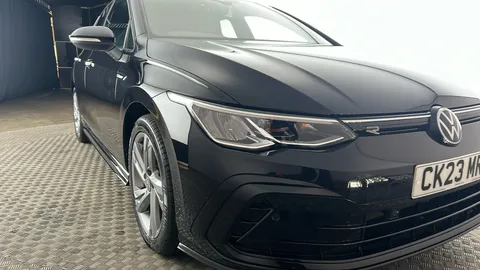 Volkswagen Golf 1.5 eTSI 150 R-Line DSG