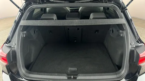 Volkswagen Golf 1.5 eTSI 150 R-Line DSG