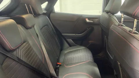 Ford Puma 1.0 EcoBoost Hybrid mHEV ST-Line X DCT