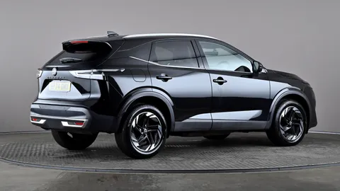 Nissan Qashqai 1.3 DiG-T MH 158 N-Connecta [Glass Rf] Xtronic