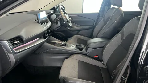 Nissan Qashqai 1.3 DiG-T MH 158 N-Connecta [Glass Rf] Xtronic