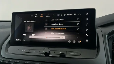 Nissan Qashqai 1.3 DiG-T MH 158 N-Connecta [Glass Rf] Xtronic