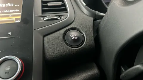 Renault Megane 1.5 Blue dCi 115 Iconic