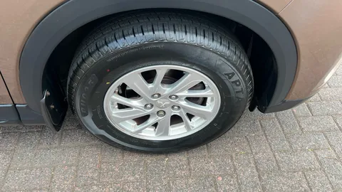 MITSUBISHI ECLIPSE CROSS 1.5 2