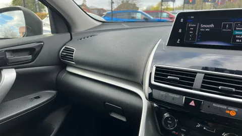 MITSUBISHI ECLIPSE CROSS 1.5 2