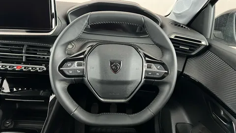 Peugeot 208 1.2 PureTech 100 Allure