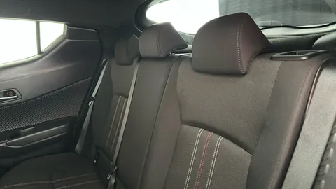 TOYOTA C-HR 1.8 Hybrid GR Sport CVT