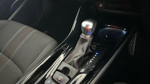 TOYOTA C-HR 1.8 Hybrid GR Sport CVT