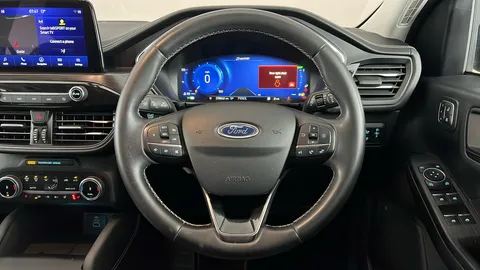Ford Kuga 2.5 FHEV Vignale 5dr CVT