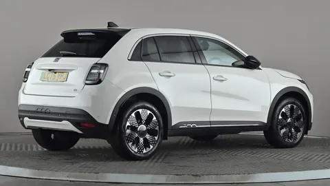 FIAT 600 115kW La Prima 54kWh Auto