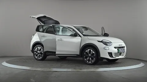 FIAT 600 115kW La Prima 54kWh Auto