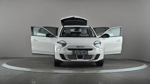 FIAT 600 115kW La Prima 54kWh Auto