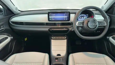 FIAT 600 115kW La Prima 54kWh Auto