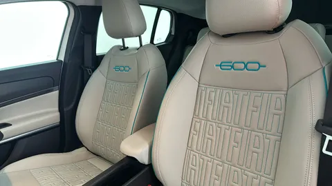 FIAT 600 115kW La Prima 54kWh Auto
