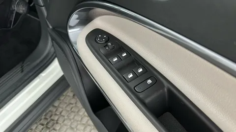 FIAT 600 115kW La Prima 54kWh Auto