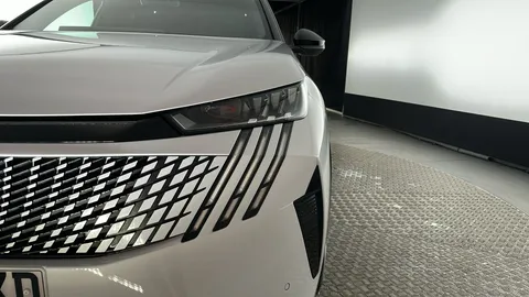 Peugeot 3008 157kW GT 73kWh Auto