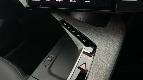 Peugeot 3008 157kW GT 73kWh Auto