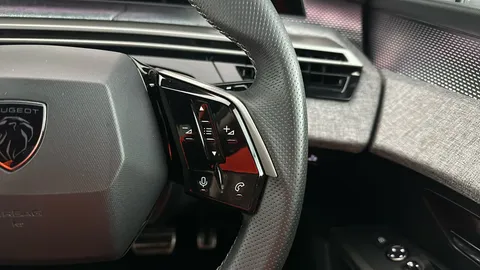 Peugeot 3008 157kW GT 73kWh Auto