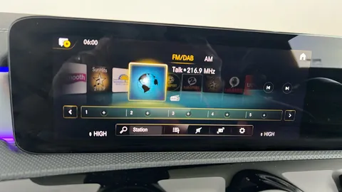 MERCEDES-BENZ CLA CLA 250e AMG Line Premium + Night Ed Tip Auto