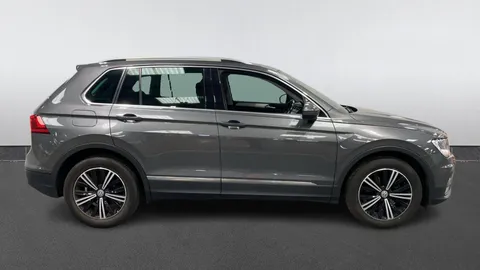 VOLKSWAGEN TIGUAN 2.0 TDi 150 SE Nav DSG