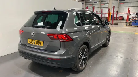 VOLKSWAGEN TIGUAN 2.0 TDi 150 SE Nav DSG