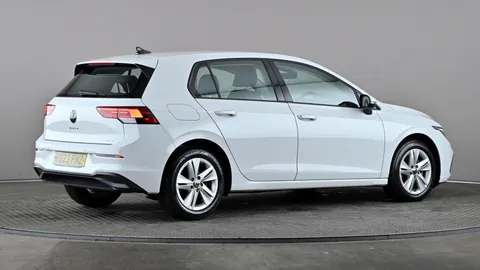 VOLKSWAGEN GOLF 1.5 eTSI 150 Life DSG