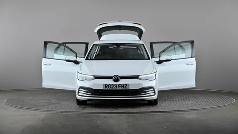 VOLKSWAGEN GOLF 1.5 eTSI 150 Life DSG