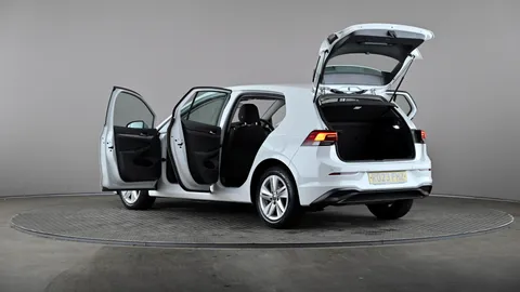 VOLKSWAGEN GOLF 1.5 eTSI 150 Life DSG