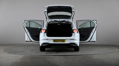 VOLKSWAGEN GOLF 1.5 eTSI 150 Life DSG