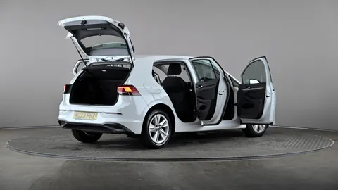 VOLKSWAGEN GOLF 1.5 eTSI 150 Life DSG