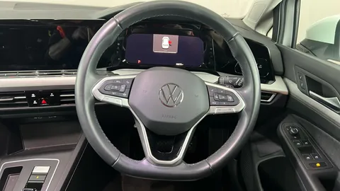 VOLKSWAGEN GOLF 1.5 eTSI 150 Life DSG