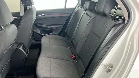 VOLKSWAGEN GOLF 1.5 eTSI 150 Life DSG