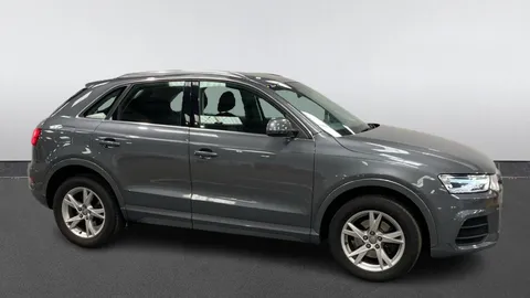 AUDI Q3 1.4T FSI SE S Tronic