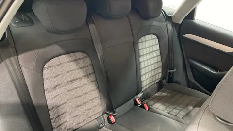 AUDI Q3 1.4T FSI SE S Tronic