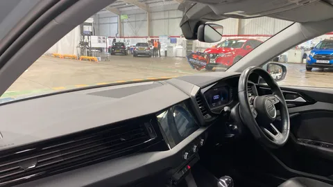 AUDI A1 25 TFSI Technik S Tronic