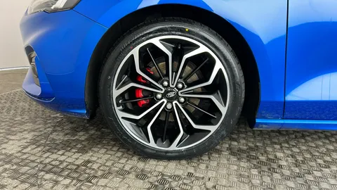 FORD FOCUS 1.0 EcoBoost Hybrid mHEV 125 ST-Line X Edition