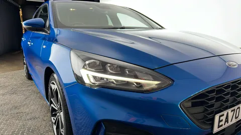 FORD FOCUS 1.0 EcoBoost Hybrid mHEV 125 ST-Line X Edition