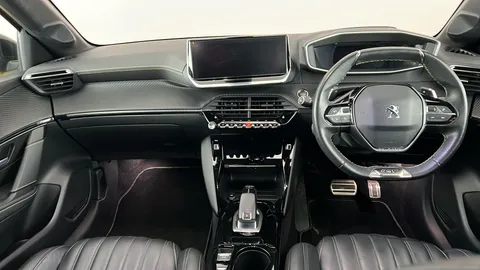 Peugeot 208 1.2 PureTech 130 GT Premium EAT8