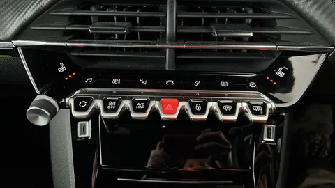 Peugeot 208 1.2 PureTech 130 GT Premium EAT8