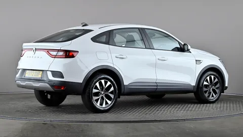 RENAULT ARKANA 1.3 TCe Mild Hybrid 140 Iconic EDC